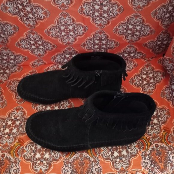 AEROSOLES Linbo Moccasin Style Fringe Black Suede Ankle Boots Size 6 - Picture 4 of 14